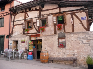 Bar in Agés