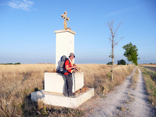 Kreuz auf dem Weg nach Mansilla de las Mullas
